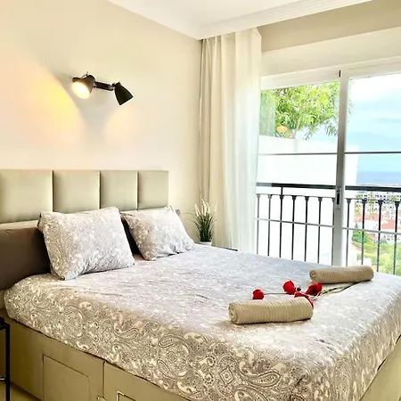 Modern & Panoramic Views